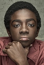 Очень странные дела - Калеб Маклафлин